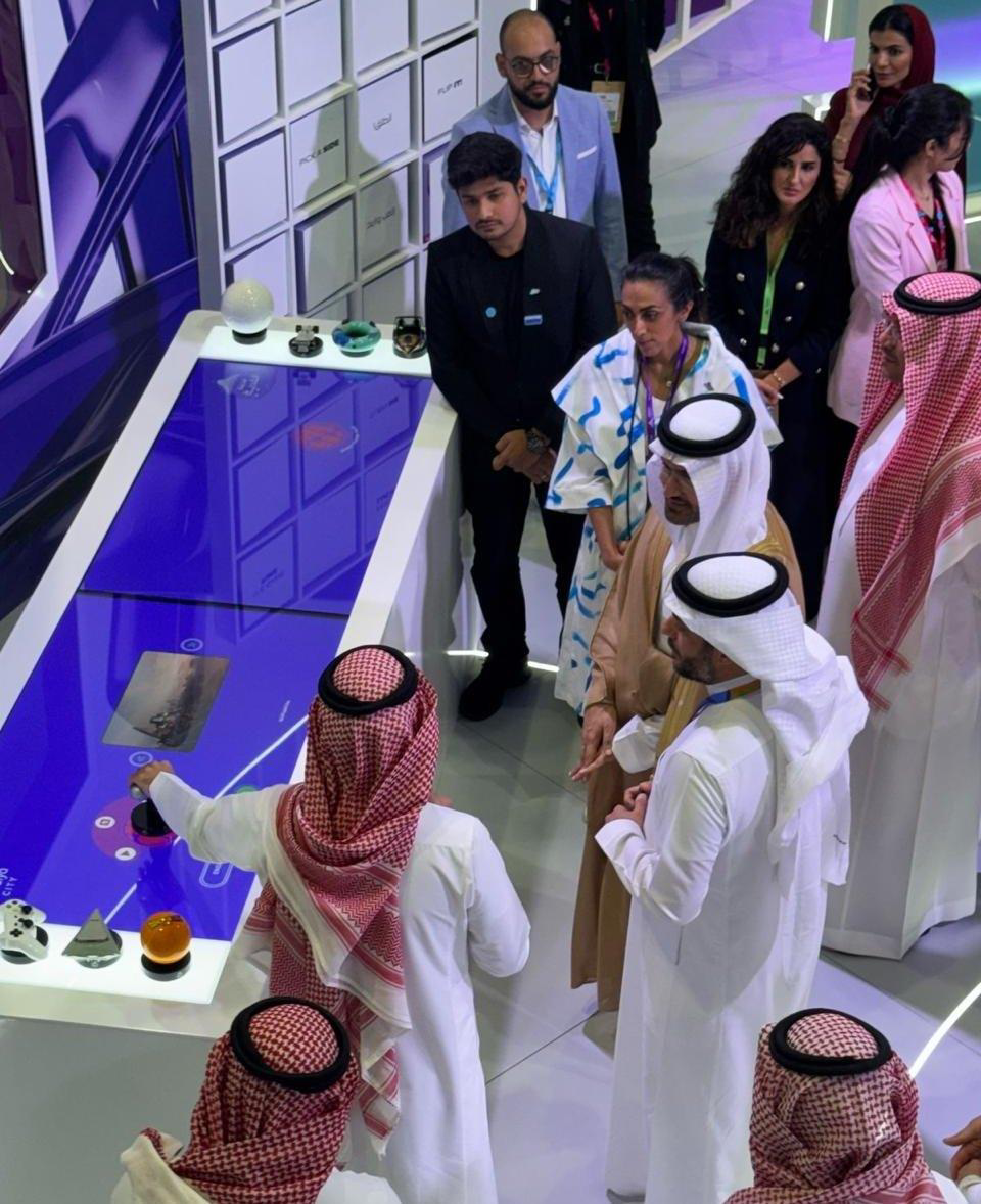 Tangible Interactive Tables by Klickdash